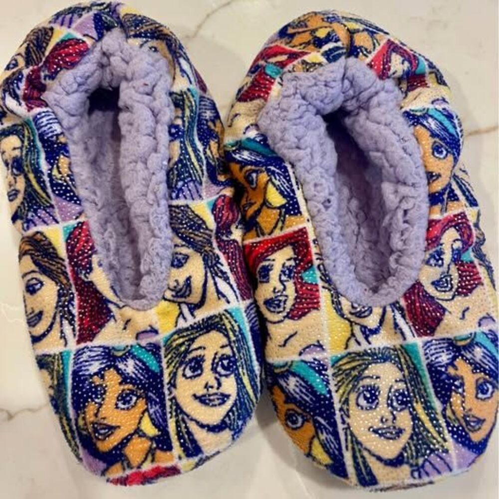 Disney Princess Fuzzy Slippers Non-Slip House Shoes (age 6?)